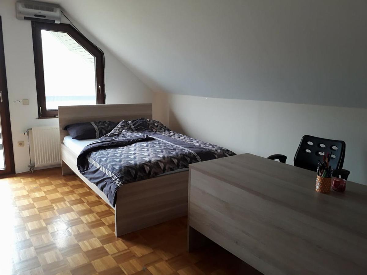 B&B Černe Polhov Gradec Exteriér fotografie